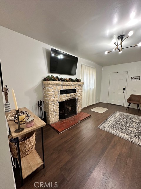 32064 Hunsaker Way, Running Springs CA: https://media.crmls.org/medias/9151e8f3-ee2f-4e74-b01a-c9cfa988fc16.jpg