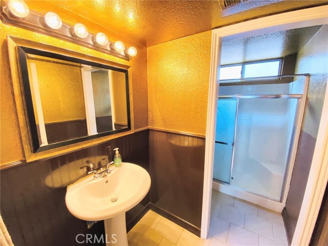 Detail Gallery Image 18 of 38 For 39221 Beacon Ln, Palmdale,  CA 93551 - 5 Beds | 3 Baths