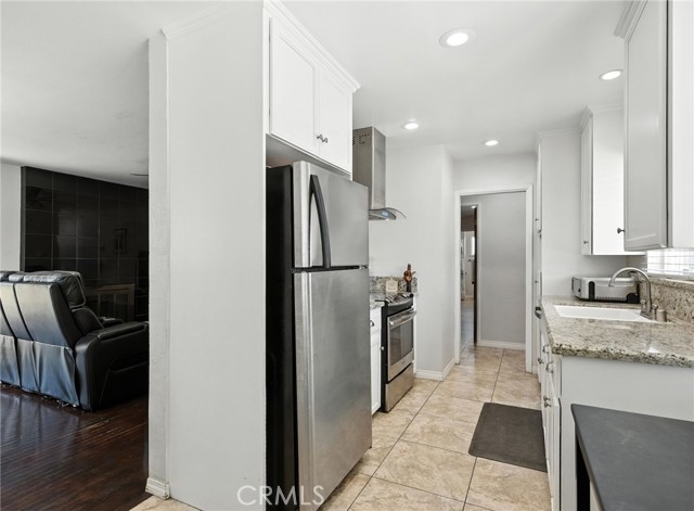 Detail Gallery Image 10 of 27 For 4220 Monticello Ave, Riverside,  CA 92503 - 4 Beds | 2 Baths