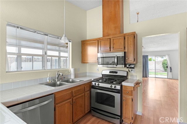 445 El Nido Court, Santa Maria CA: https://media.crmls.org/medias/91535ea5-f6b6-435a-8d7a-2a7cbe2805e4.jpg