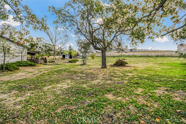 Detail Gallery Image 32 of 34 For 30617 Buckskin, Tehachapi,  CA 93561 - 4 Beds | 3 Baths