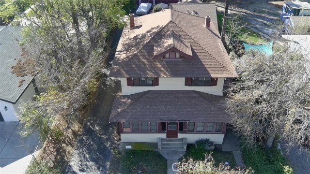 2726 5th Street, Riverside CA: https://media.crmls.org/medias/9154a091-4799-4d95-aacd-d5fd46bba5df.jpg