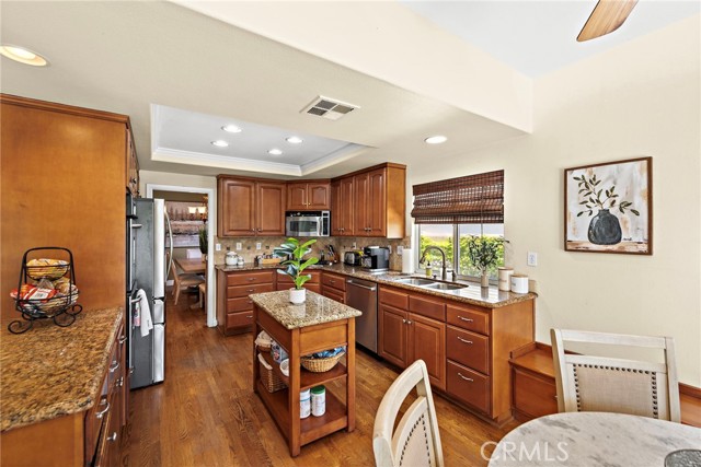 10 Cambridge Court, Coto de Caza CA: https://media.crmls.org/medias/91551ab2-07b2-448f-a141-4d901cb4e316.jpg