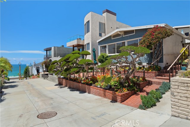 133 16th, Manhattan Beach, California 90266, ,Residential Income,Sold,16th,SB23079698