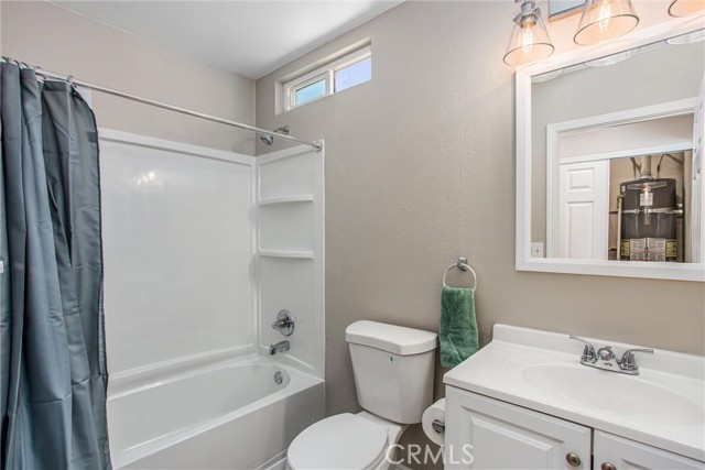31607 Florida Street, Redlands CA: https://media.crmls.org/medias/91556939-67bf-406c-b34d-394b6424f23b.jpg