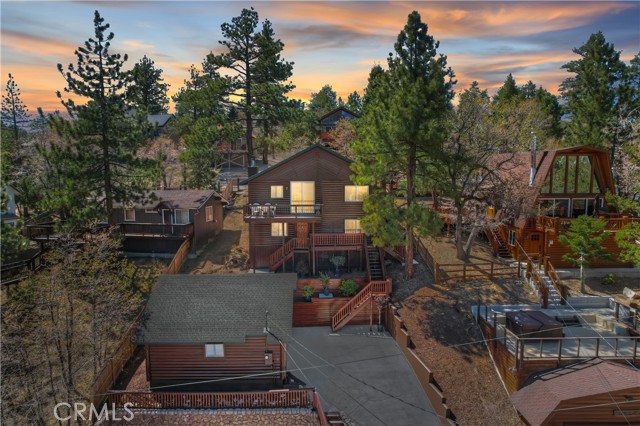 Detail Gallery Image 3 of 50 For 1362 Balsam Dr, Big Bear Lake,  CA 92315 - 4 Beds | 3 Baths