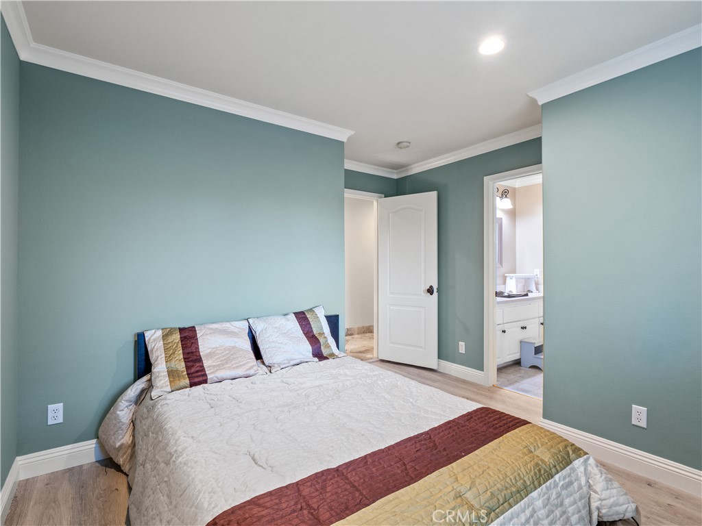 MLS #SR25253604 image #31