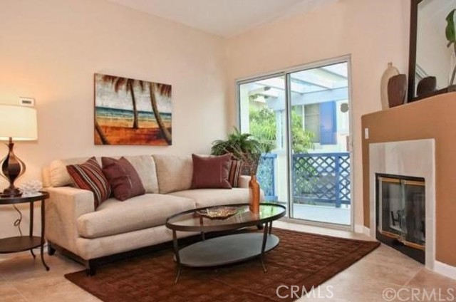 Detail Gallery Image 3 of 21 For 25 Breakers Ln, Aliso Viejo,  CA 92656 - 2 Beds | 2 Baths