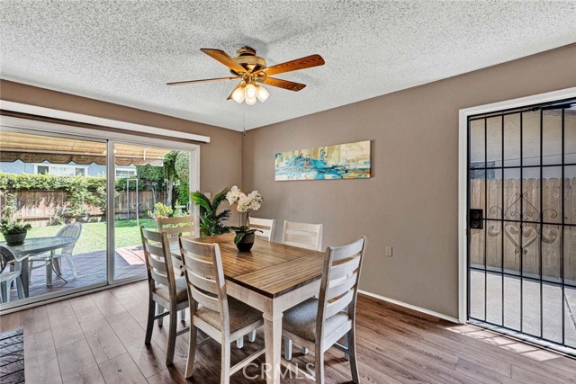 1309 N Linwood Avenue, Santa Ana CA: https://media.crmls.org/medias/91561f32-ee2a-4475-9f04-25f0b28f1984.jpg