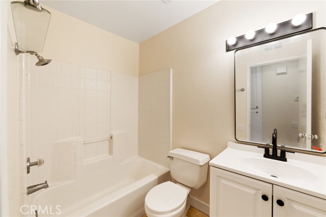 4108 Sunnysage Drive, Jurupa Valley CA: https://media.crmls.org/medias/9156c57d-6540-48f5-a490-5a41fdf7ca9c.jpg