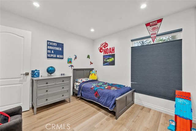 10331 Lindley Avenue, Porter Ranch CA: https://media.crmls.org/medias/91570e66-600f-4c23-957b-2bb6848ee861.jpg