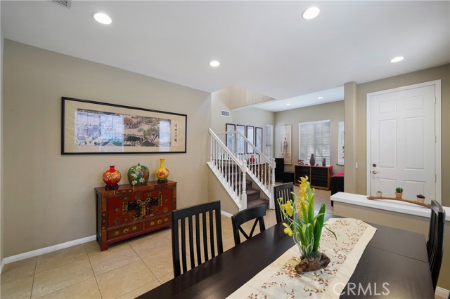 13 Arborside Way, Mission Viejo CA: https://media.crmls.org/medias/91576fb6-42f0-4886-aa07-fbd2eb248960.jpg