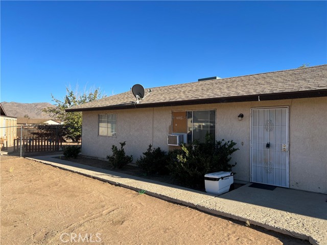 Detail Gallery Image 2 of 6 For 13615 Pauhaska Rd, Apple Valley,  CA 92308 - 4 Beds | 2 Baths