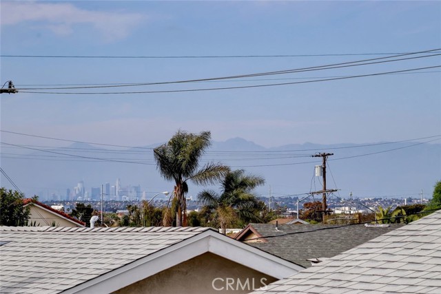 2621 Gates Avenue, Redondo Beach, California 90278, 4 Bedrooms Bedrooms, ,4 BathroomsBathrooms,Residential,Sold,Gates,PV23085376