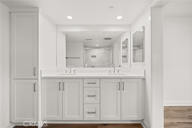 Detail Gallery Image 29 of 34 For 123 E 223rd St, Carson,  CA 90745 - 4 Beds | 4/1 Baths