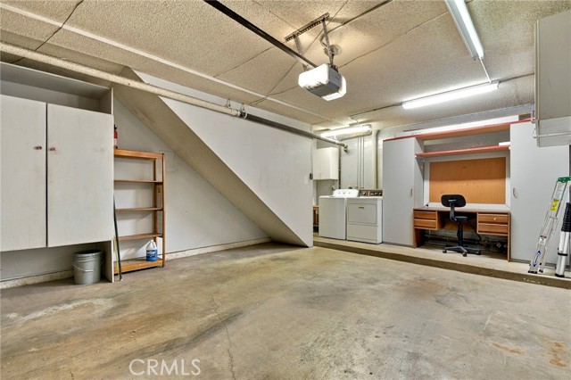 773 South Marengo Avenue, 3 photo 32