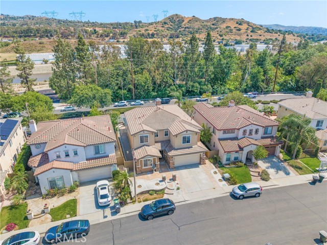 8180 E Brookdale Lane, Anaheim Hills CA: https://media.crmls.org/medias/915a2ba1-7e5a-46e9-863b-c748ee300fc7.jpg