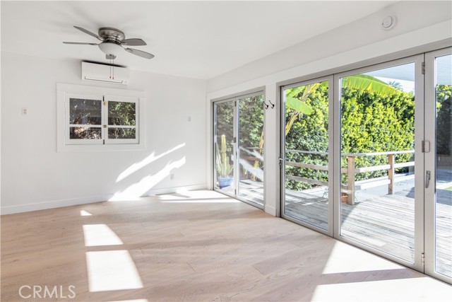 Detail Gallery Image 17 of 38 For 243 Windward, Venice,  CA 90291 - 2 Beds | 2 Baths