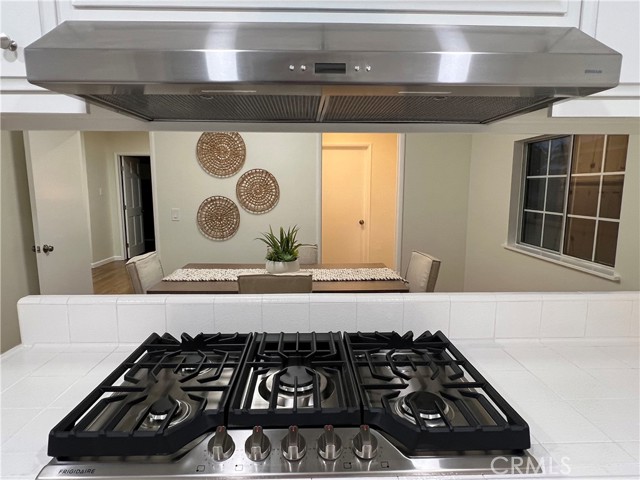 Detail Gallery Image 31 of 69 For 5320 W 142nd Pl, Hawthorne,  CA 90250 - 3 Beds | 2 Baths
