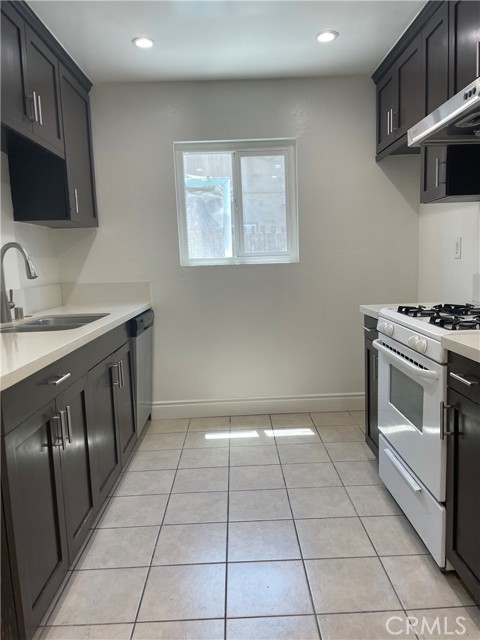 12828 Ramona Boulevard, Baldwin Park CA: https://media.crmls.org/medias/915b415a-a000-4e03-b520-d46f73c96370.jpg