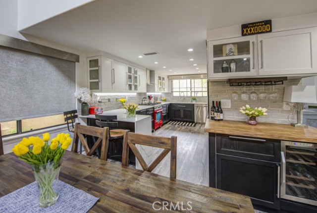 Open kitchen with bar area