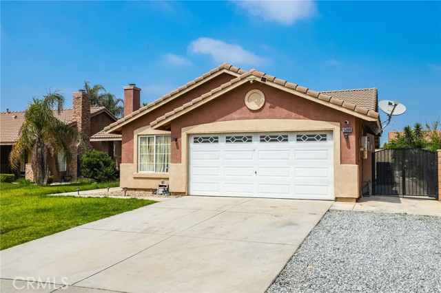 Detail Gallery Image 1 of 74 For 15060 Spring St, Fontana,  CA 92335 - 4 Beds | 2 Baths