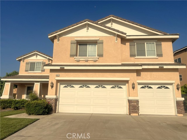 Detail Gallery Image 1 of 63 For 6137 Playfair Way, Corona,  CA 92880 - 5 Beds | 3/1 Baths