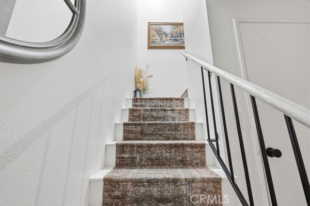 Detail Gallery Image 5 of 34 For 10139 Arleta Ave #2, Arleta,  CA 91331 - 3 Beds | 3 Baths