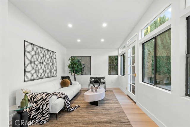 Detail Gallery Image 37 of 72 For 8633 Le Berthon St, Sunland,  CA 91040 - 5 Beds | 3 Baths