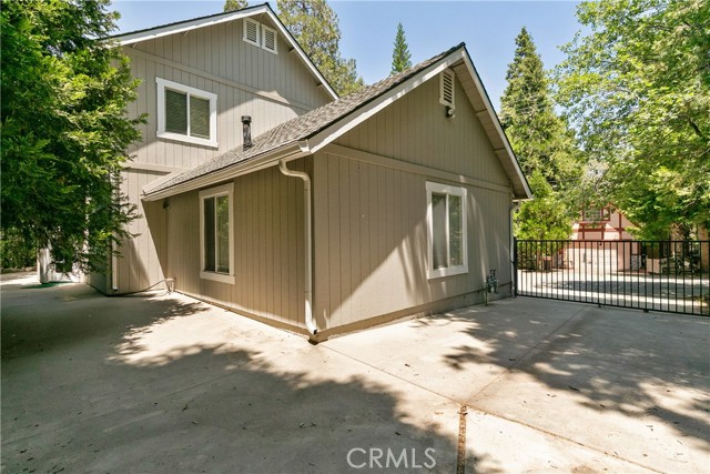 Detail Gallery Image 31 of 33 For 28591 Wabash Dr, Lake Arrowhead,  CA 92352 - 3 Beds | 2/1 Baths