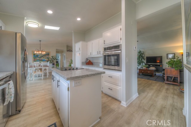 Detail Gallery Image 22 of 74 For 1473 Salem Ct, Oceanside,  CA 92057 - 4 Beds | 4 Baths
