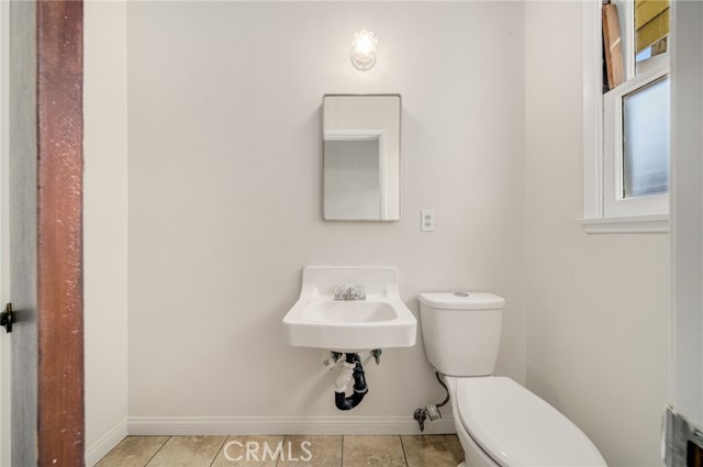 Detail Gallery Image 13 of 27 For 1316 N East St, Anaheim,  CA 92805 - 3 Beds | 1/1 Baths