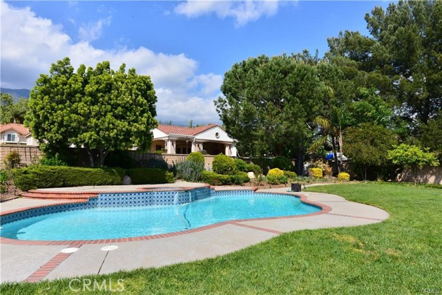 5436 Valinda Avenue, Rancho Cucamonga CA: https://media.crmls.org/medias/915f09f9-1a3e-46dd-ba7e-5c80778fe40c.jpg