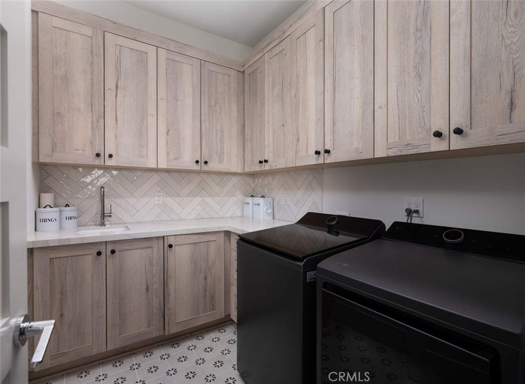 MLS #OC26119527 image #34