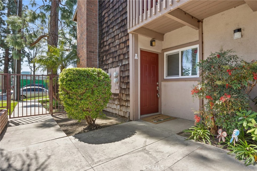 1024 Cabrillo Park Drive A, Santa Ana, CA 92701