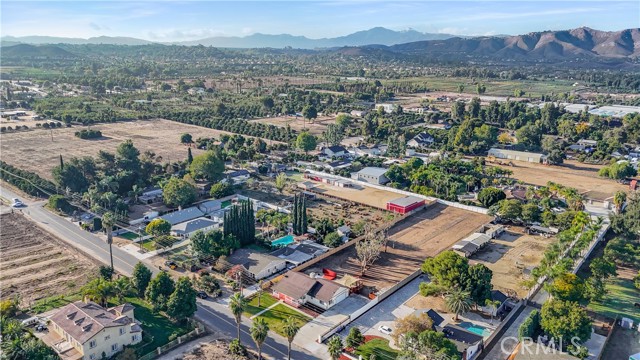 Detail Gallery Image 70 of 72 For 2572 Harrison, Riverside,  CA 92503 - 4 Beds | 3 Baths