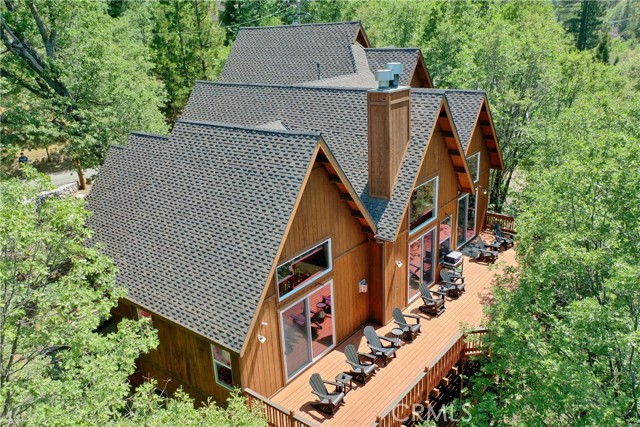 1019 Pintail Circle, Lake Arrowhead CA: https://media.crmls.org/medias/91611f2f-1081-480b-b676-5dd7c373e92d.jpg
