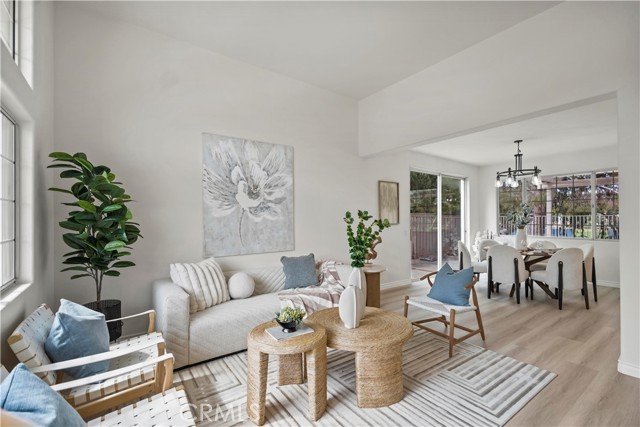Detail Gallery Image 6 of 54 For 256 N Hickory Branch Ln, Orange,  CA 92869 - 4 Beds | 2/1 Baths