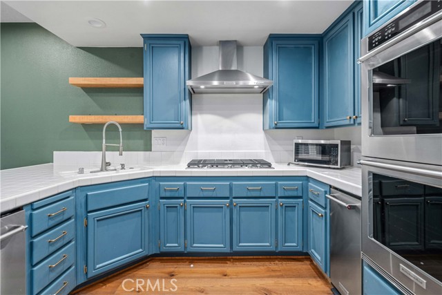 Detail Gallery Image 16 of 53 For 24526 Windsor Dr a,  Valencia,  CA 91355 - 3 Beds | 2/1 Baths