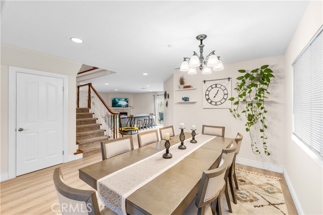 939 Via Camino, Wilmington CA: https://media.crmls.org/medias/9161c182-be35-4cf5-a596-8adff6a00e8c.jpg