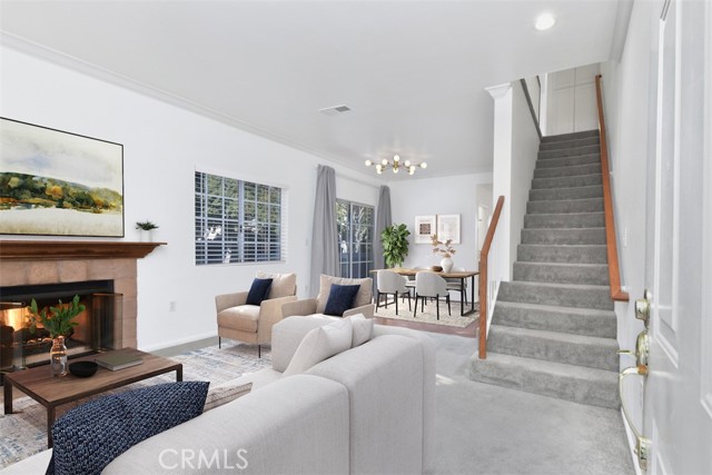 13030 Moorpark Street # 1, Studio City (los Angeles), California 91604, 2 Bedrooms Bedrooms, ,1 BathroomBathrooms,Residential Lease,For Rent,13030 Moorpark Street # 1,CRSR24234423