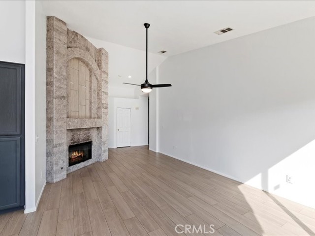 Image 16 of 34 For 874 Kalpesh Drive