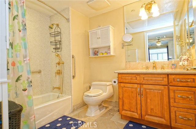 Detail Gallery Image 10 of 32 For 13798 Roswell Ave #B101,  Chino,  CA 91710 - 2 Beds | 2 Baths