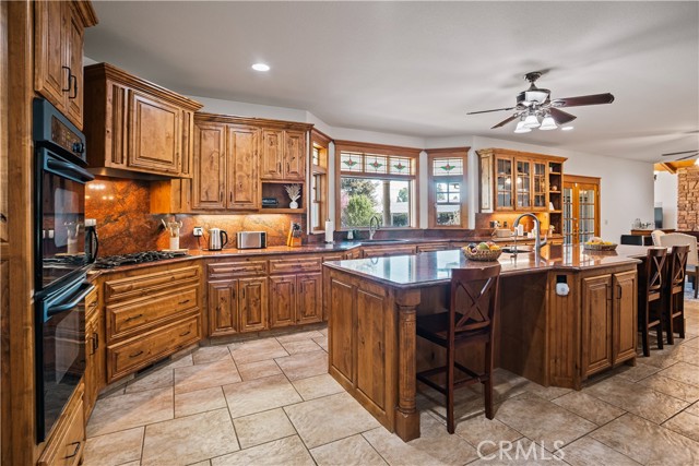 Detail Gallery Image 9 of 39 For 1789 E North Bear Creek, Merced,  CA 95340 - 5 Beds | 5 Baths