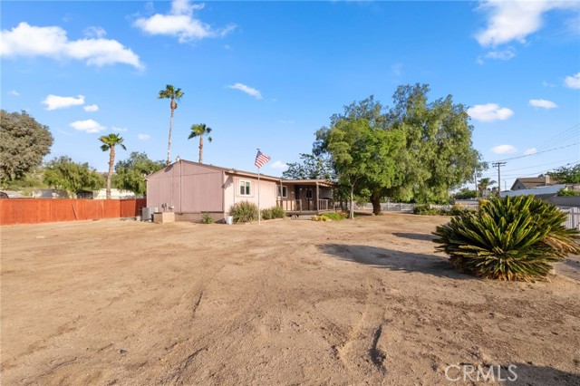 22910 Olivas Avenue, Nuevo CA: https://media.crmls.org/medias/9164a3d0-aa76-45ef-824e-1b46ffefd3e0.jpg
