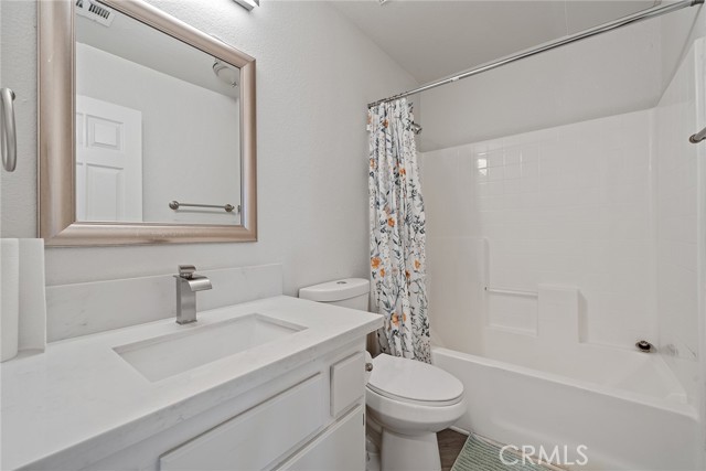 Detail Gallery Image 32 of 37 For 3423 Racquet Ln, Palmdale,  CA 93551 - 5 Beds | 3 Baths