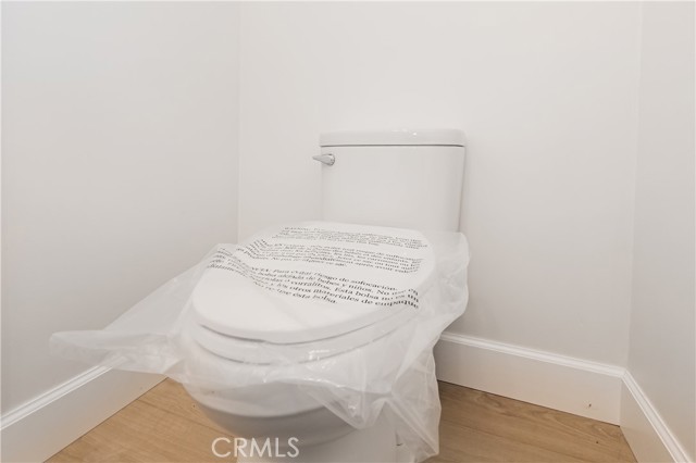 10915 Whitaker Avenue, Granada Hills CA: https://media.crmls.org/medias/91670603-675f-432c-a616-597360729c37.jpg