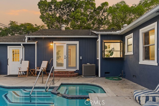 Detail Gallery Image 5 of 56 For 3628 Clark, Long Beach,  CA 90808 - 4 Beds | 3 Baths