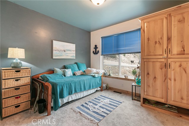 781 Brentwood Drive, Lake Arrowhead CA: https://media.crmls.org/medias/9167d878-c969-4599-87a8-a8c14d6bddf5.jpg