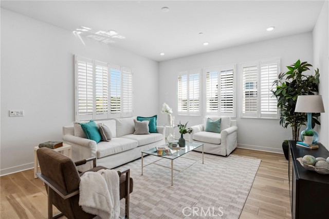 Detail Gallery Image 15 of 70 For 191 Sash, Irvine,  CA 92618 - 4 Beds | 3/1 Baths